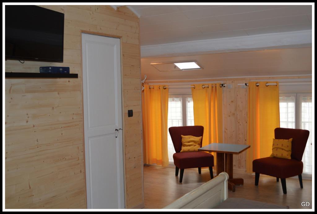 בזייה Duplex - Confort & Charme מראה חיצוני תמונה